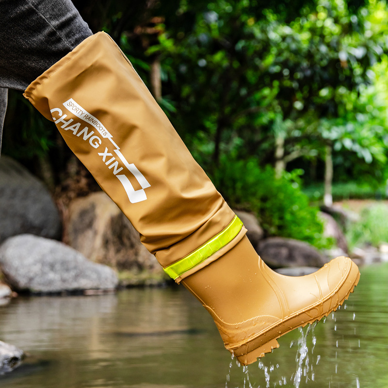 Zimowe buty przeciwdeszczowe,  – Fishing Equipment Basic recenzja i cena