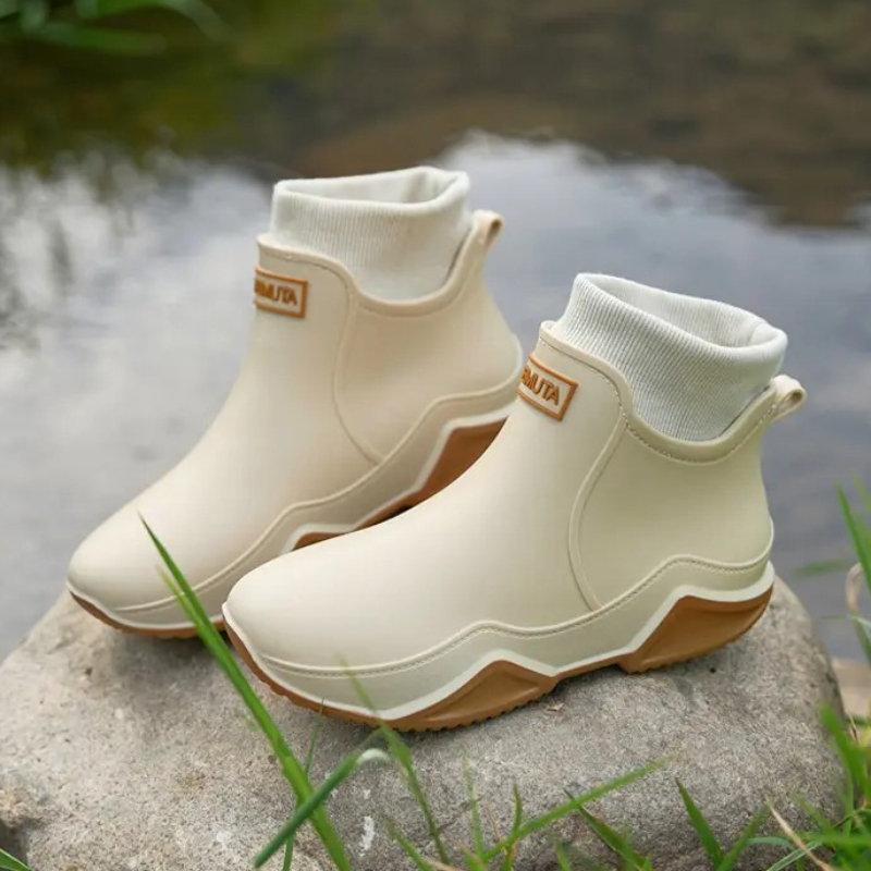 Zimowe buty przeciwdeszczowe,  – Fishing Equipment Basic recenzja i cena