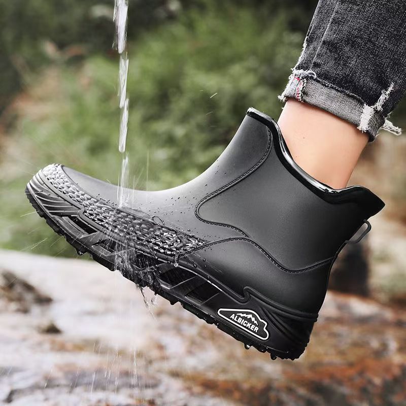 Zimowe buty przeciwdeszczowe,  – Fishing Equipment Basic recenzja i cena